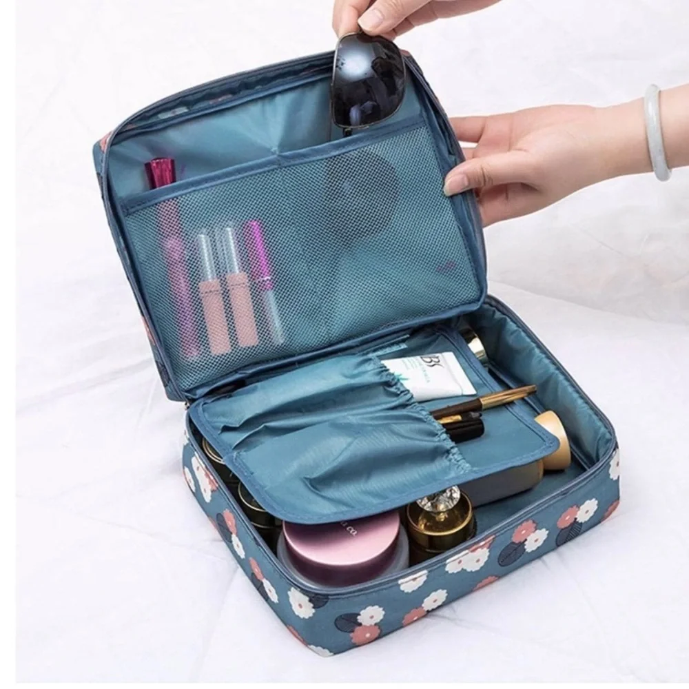 NIP Mositto Large Capacity Portable Travel Cosmetic Bag